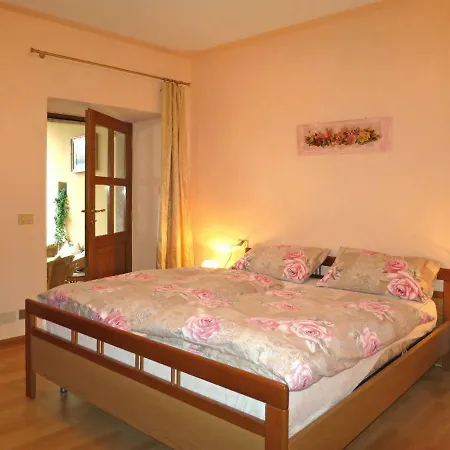 Locazione Turistica Casa Al Portico Apartamento *