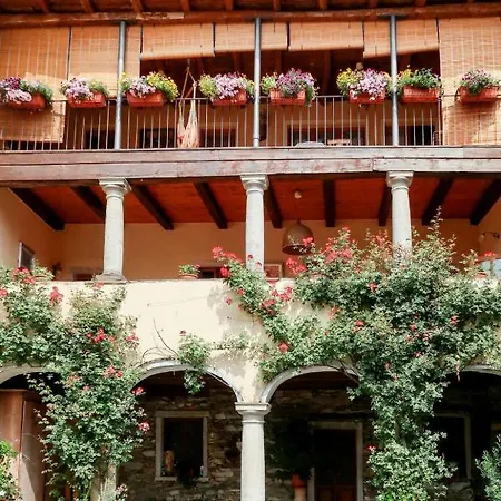 Locazione Turistica Casa Al Portico Trarego